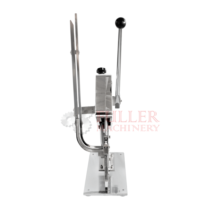 La Clipadora Manual para Embutidos de Fuller Machinery es una herramienta esencial para la industria cárnica, diseñada para cerrar los extremos de embutidos y salchichas con clips metálicos. Este dispositivo proporciona una solución práctica y eficiente tanto para pequeñas como grandes producciones, asegurando un clipado preciso y seguro.