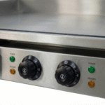 “Controles temperatura independientes plancha eléctrica”